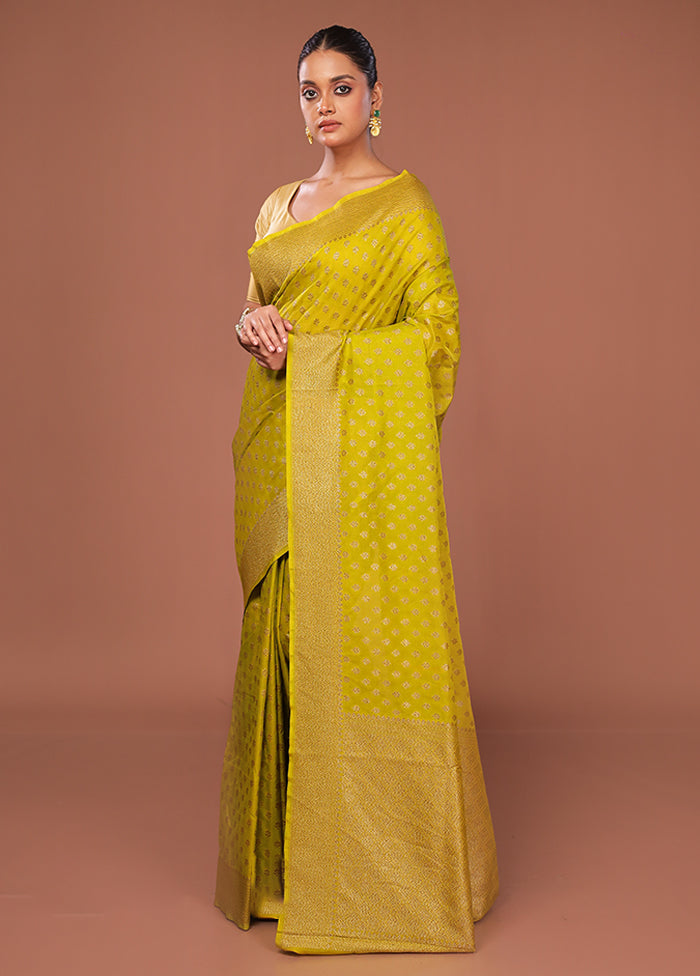 Green Georgette Saree With Blouse Piece