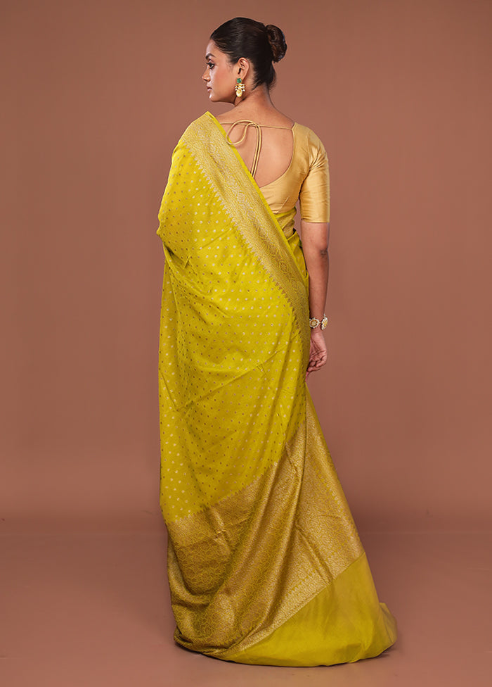 Green Georgette Saree With Blouse Piece