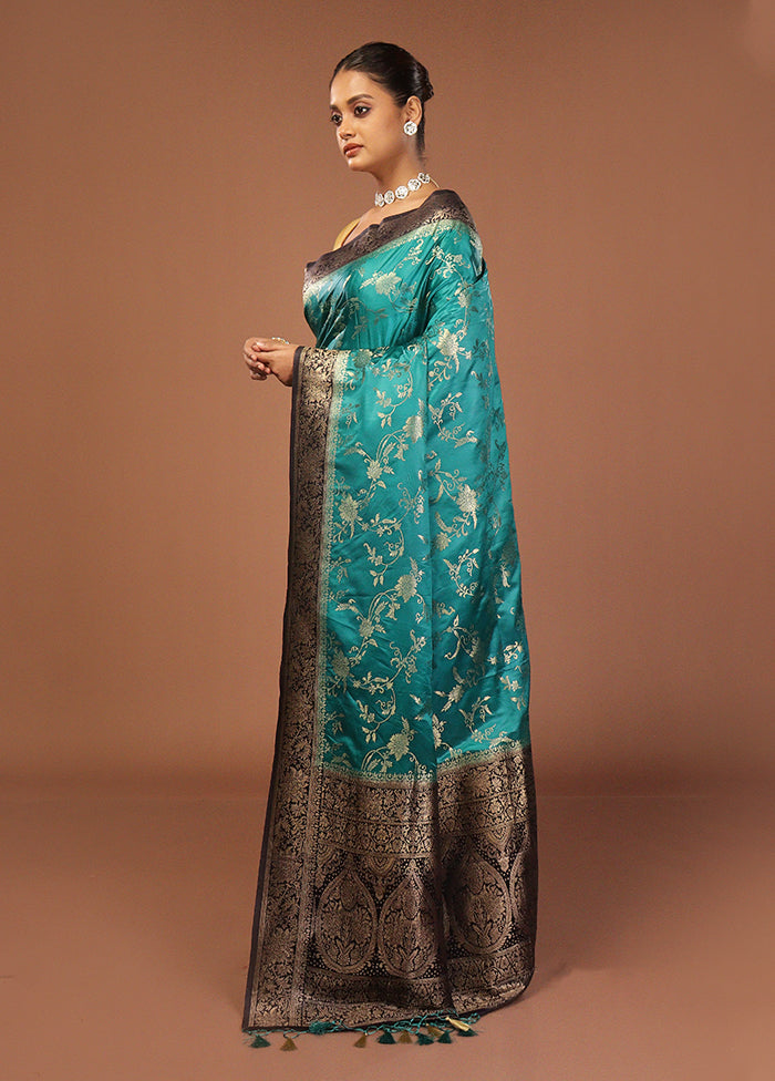 Blue Dupion Silk Saree With Blouse Piece