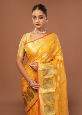 Yellow Kora Silk Saree With Blouse Piece
