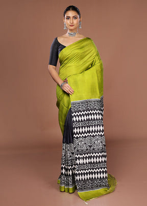 Cream Printed Pure Silk Saree Without Blouse Piece