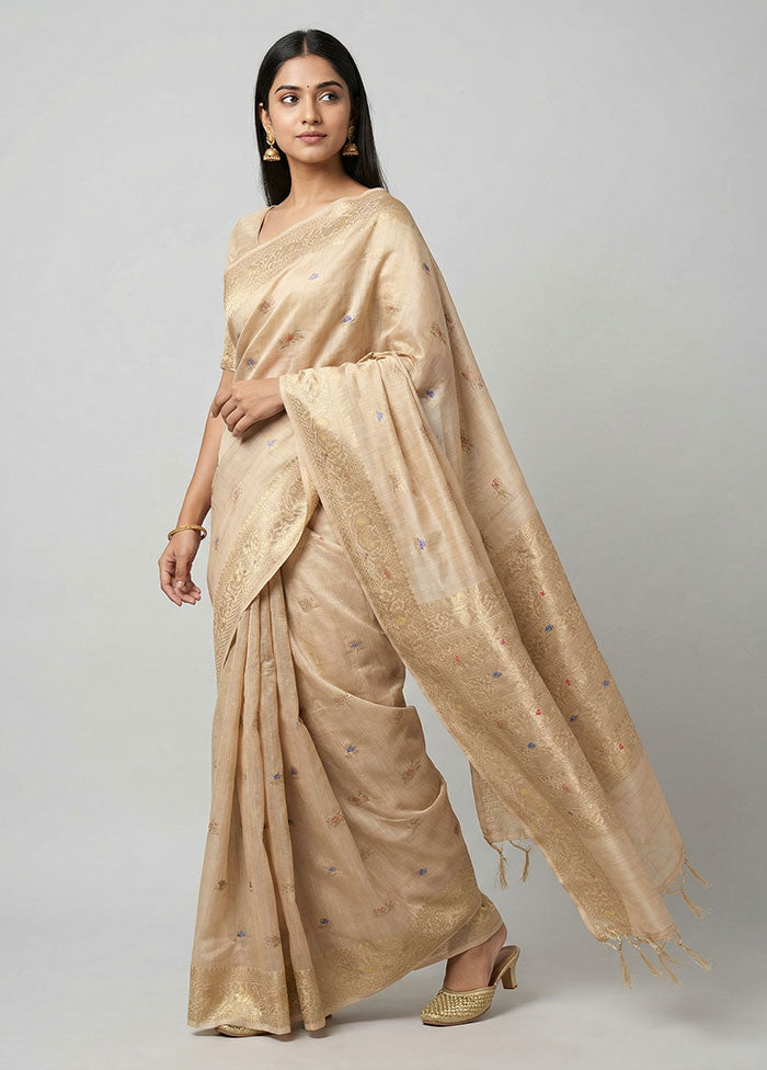Cream Tussar Silk Saree With Blouse Piece