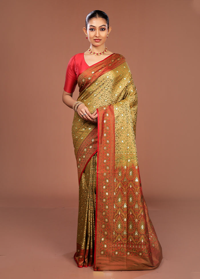 Cream Tanchoi Silk Saree With Blouse Piece