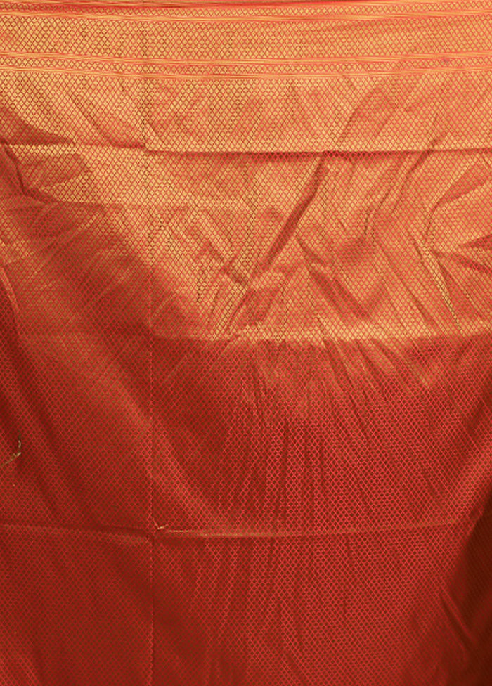 Cream Tanchoi Silk Saree With Blouse Piece
