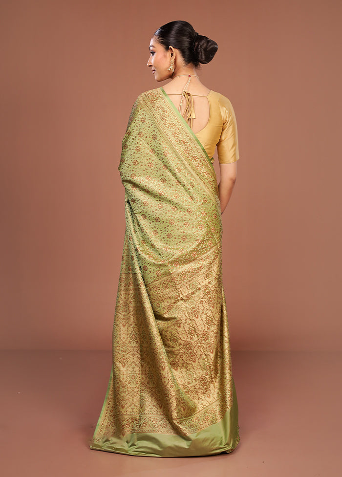Green Jamewar Silk Saree With Blouse Piece