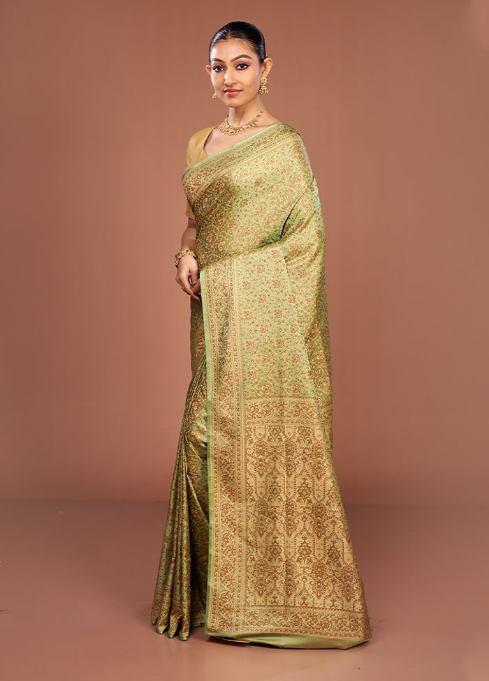 Green Jamewar Silk Saree With Blouse Piece