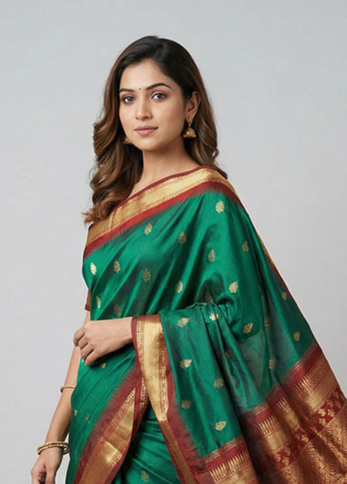 Green Kanjivaram Silk Saree With Blouse Piece