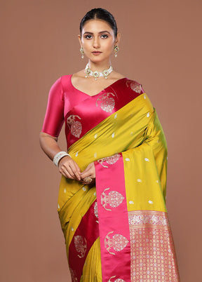 Green Dupion Silk Saree With Blouse Piece