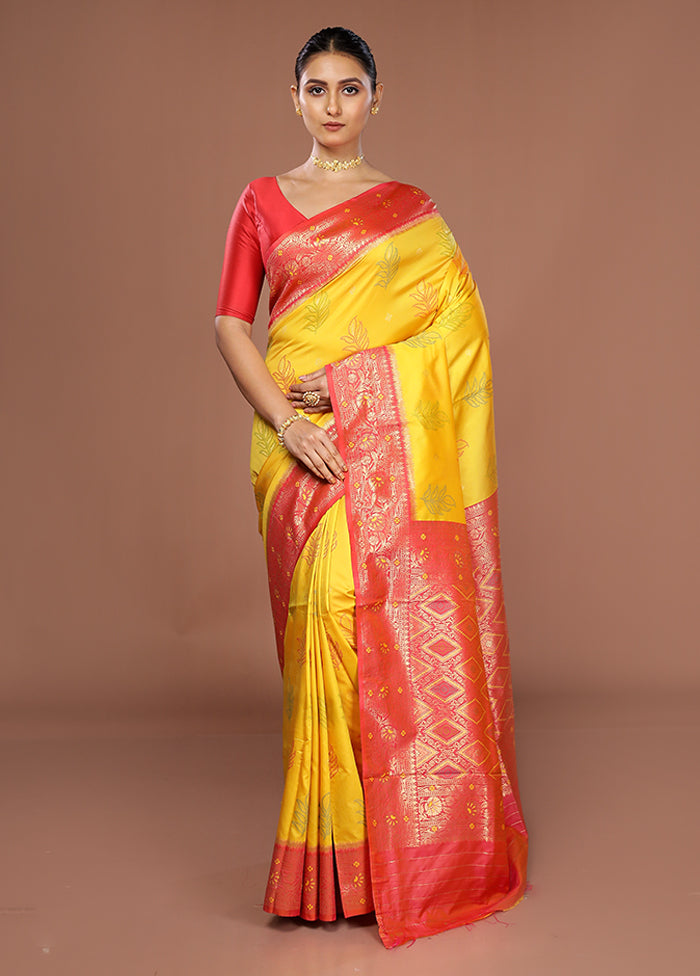 Yellow Dupion Silk Saree With Blouse Piece