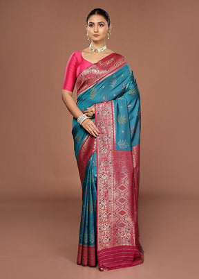 Green Dupion Silk Saree With Blouse Piece