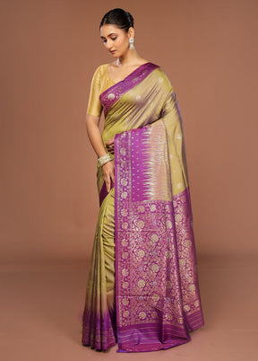 Green Dupion Silk Saree With Blouse Piece