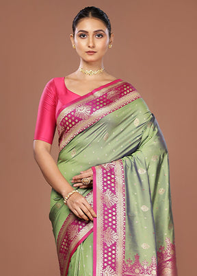 Green Dupion Silk Saree With Blouse Piece