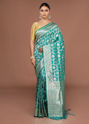 Green Dupion Silk Saree With Blouse Piece