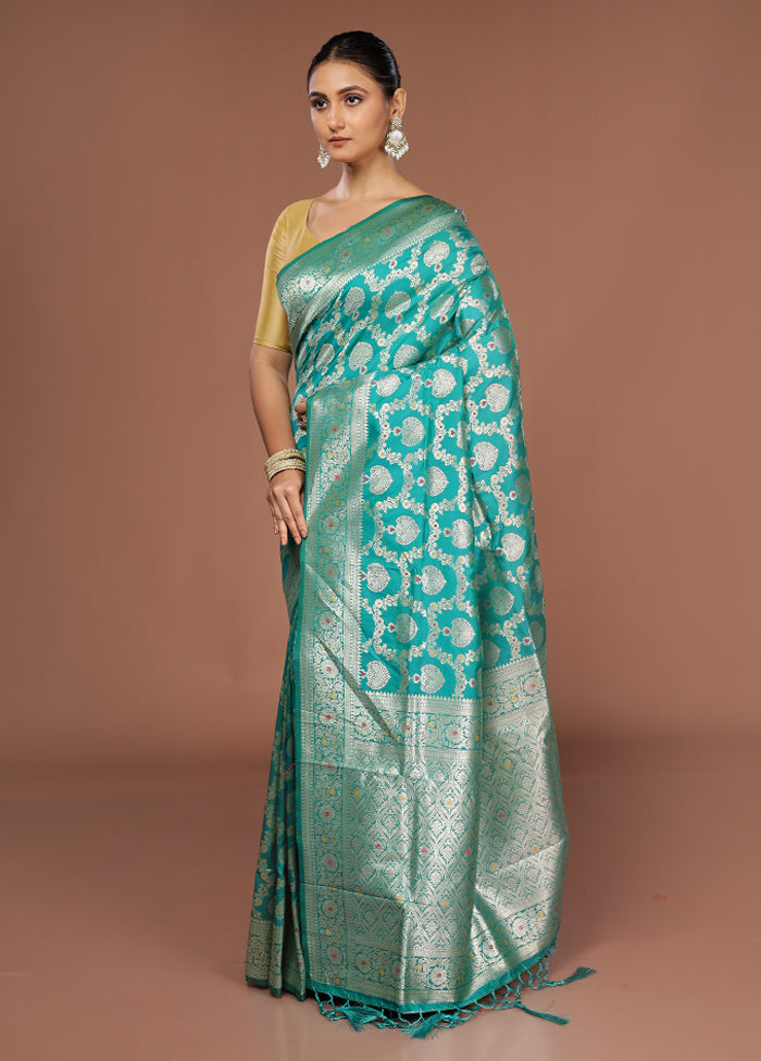 Green Dupion Silk Saree With Blouse Piece