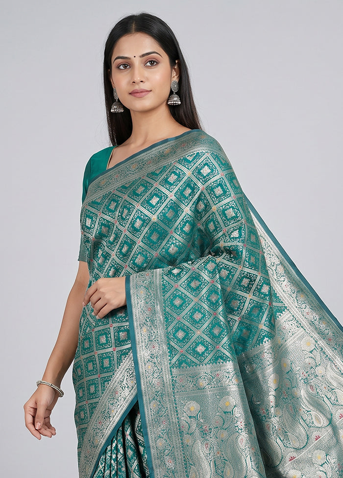Green Dupion Silk Saree With Blouse Piece