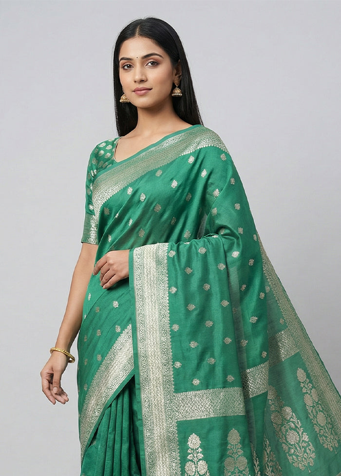 Green Dupion Silk Saree With Blouse Piece