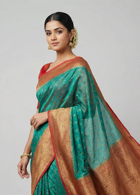 Green Dupion Silk Saree With Blouse Piece