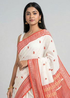 White Matka Silk Saree With Blouse Piece