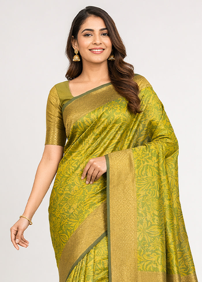 Green Tissue Silk Saree With Blouse Piece