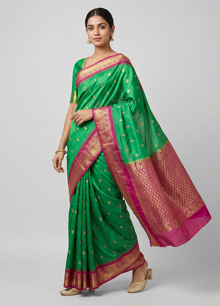 Pink Gadwal Silk Saree Without Blouse Piece