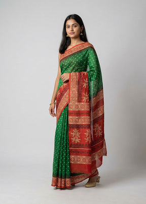 Green Printed Silk Saree Without Blouse Piece