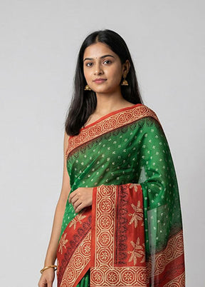 Green Printed Silk Saree Without Blouse Piece