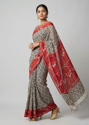 Red Printed Silk Saree Without Blouse Piece
