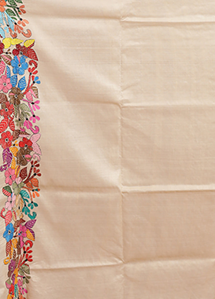 Cream Handloom Kantha Stitch Pure Silk Saree With Blouse Piece