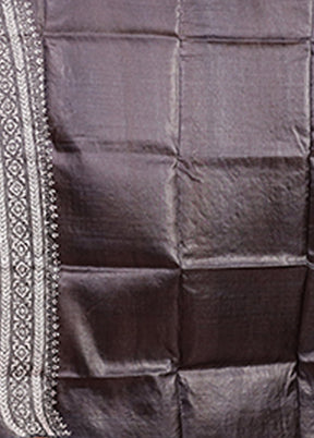 Brown Handloom Kantha Stitch Pure Silk Saree With Blouse Piece