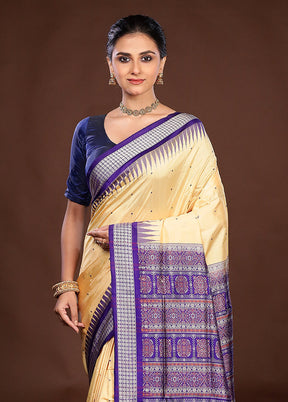 Cream Handloom Bomkai Pure Silk Saree With Blouse Piece