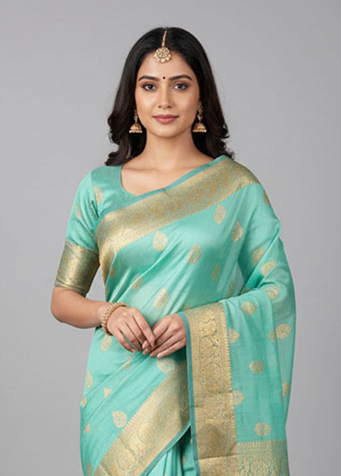 Green Handloom Kanjivaram Pure Silk Saree With Blouse Piece
