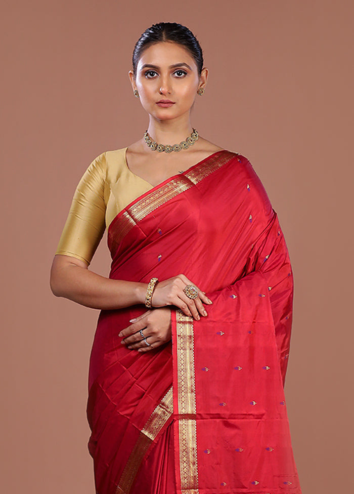 Red Kanjivaram Silk Saree With Blouse Piece