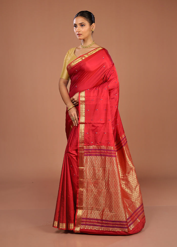 Red Kanjivaram Silk Saree With Blouse Piece