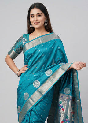 Blue Handloom Kanjivaram Pure Silk Saree With Blouse Piece