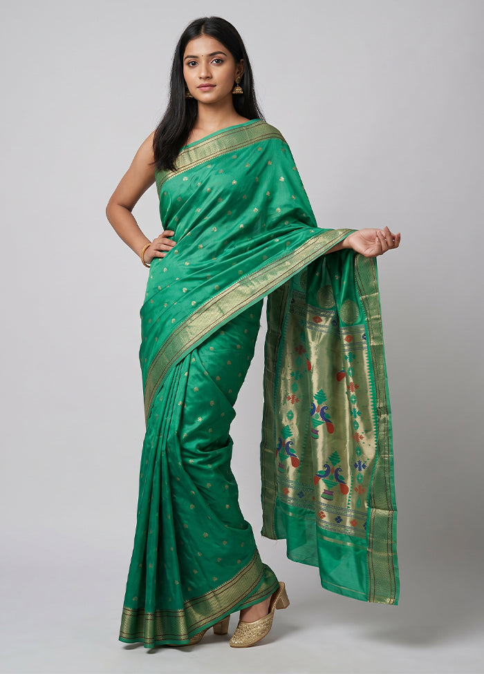 Green Handloom Kanjivaram Pure Silk Saree With Blouse Piece