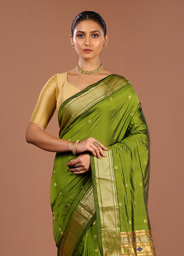 Green Handloom Kanjivaram Pure Silk Saree With Blouse Piece