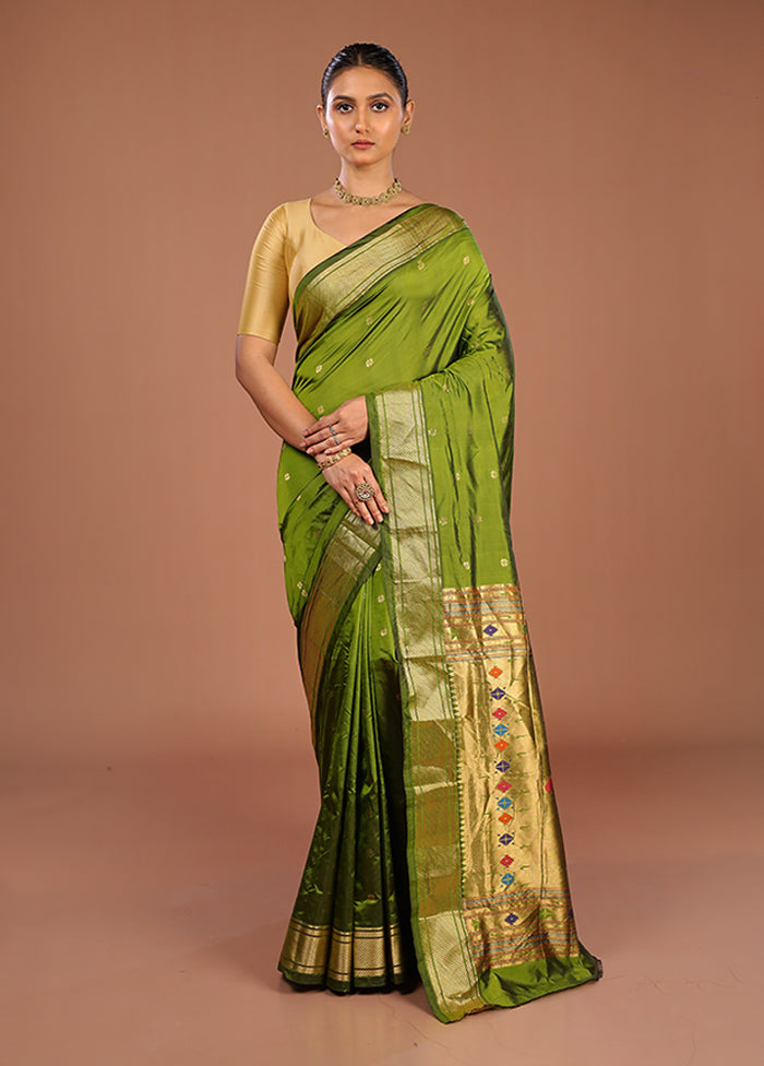 Green Handloom Kanjivaram Pure Silk Saree With Blouse Piece