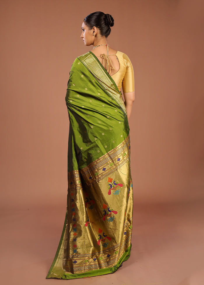 Green Handloom Kanjivaram Pure Silk Saree With Blouse Piece
