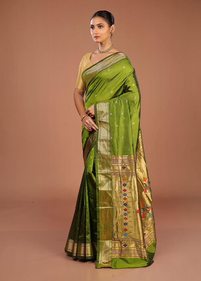 Green Handloom Kanjivaram Pure Silk Saree With Blouse Piece