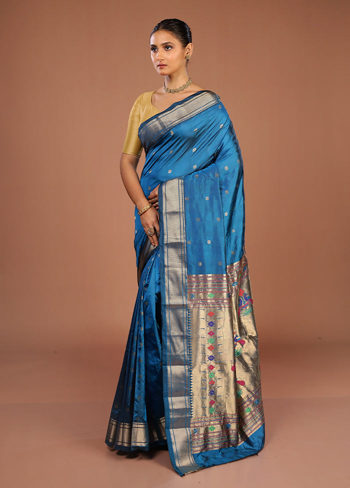 Blue Handloom Kanjivaram Pure Silk Saree With Blouse Piece