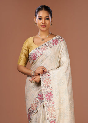 Cream Tussar Silk Saree With Blouse Piece