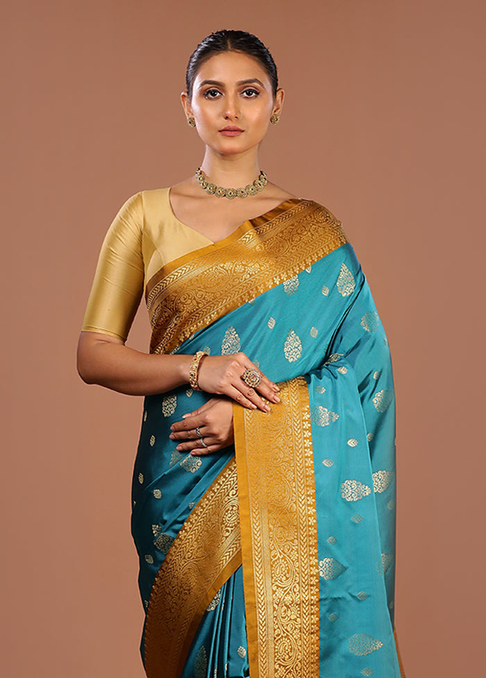 Blue Kanjivaram Silk Saree With Blouse Piece