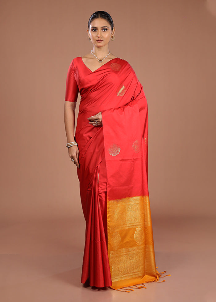 Red Kanjivaram Silk Saree With Blouse Piece