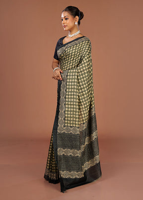 Cream Tussar Silk Saree With Blouse Piece