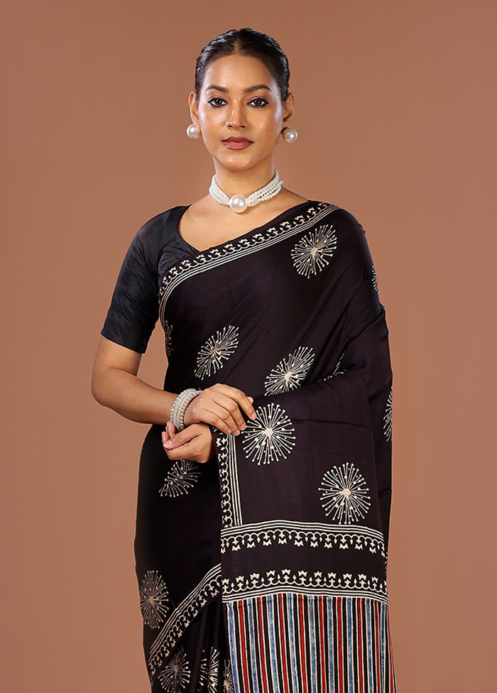 Black Printed Pure Silk Saree Without Blouse Piece