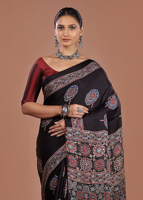 Black Printed Pure Silk Saree Without Blouse Piece