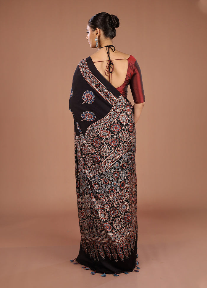 Black Printed Pure Silk Saree Without Blouse Piece