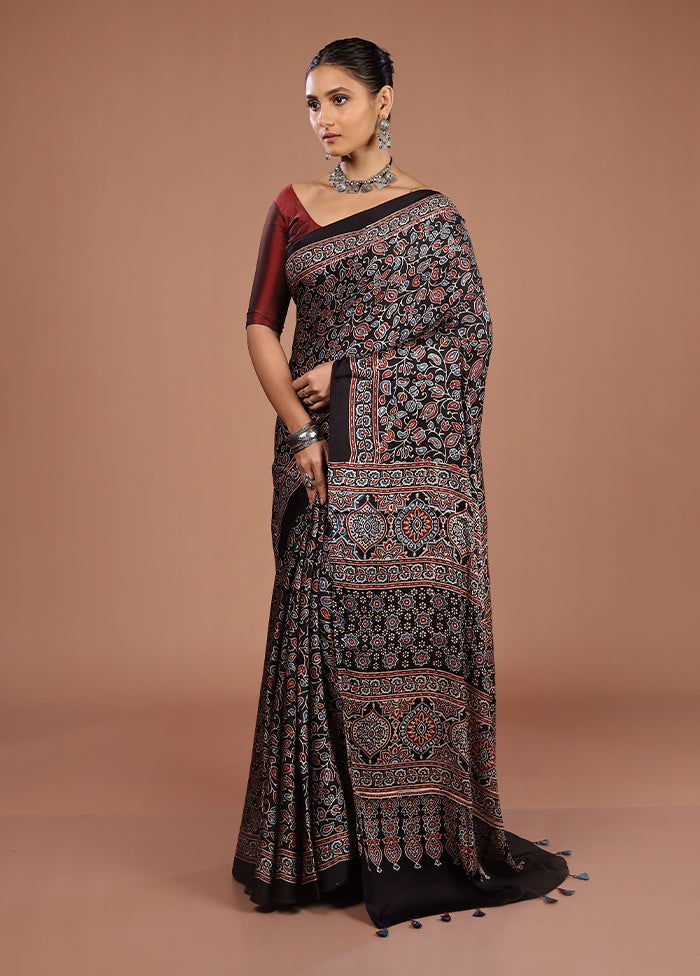 Black Printed Pure Silk Saree Without Blouse Piece