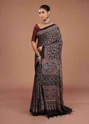 Black Printed Pure Silk Saree Without Blouse Piece