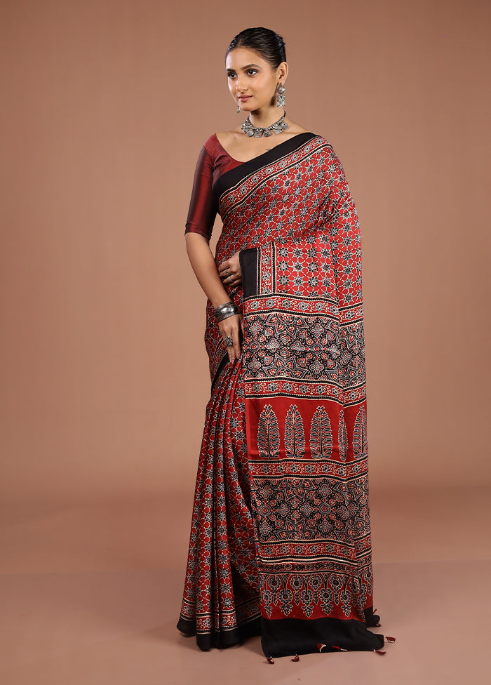 Maroon Printed Pure Silk Saree Without Blouse Piece